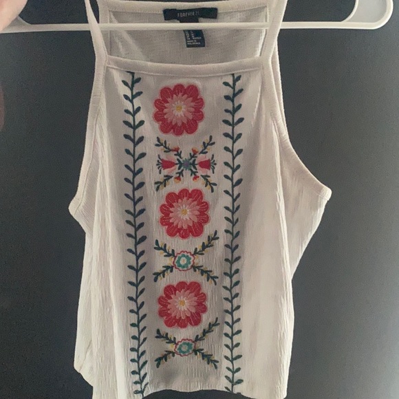 Stylish summer tank - Picture 1 of 1